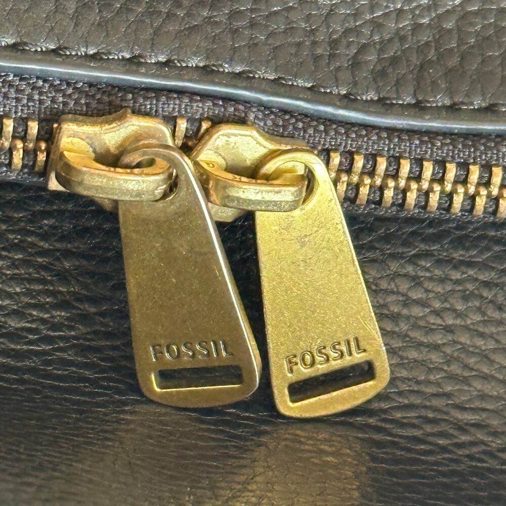 Fossil Black Leather Foldover Zip Around Bag Pebbled Flap Purse Boho Slouchy - Picture 5 of 13